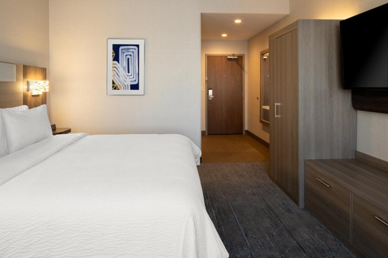 Holiday Inn Express & Suites - Hollister By Ihg מראה חיצוני תמונה