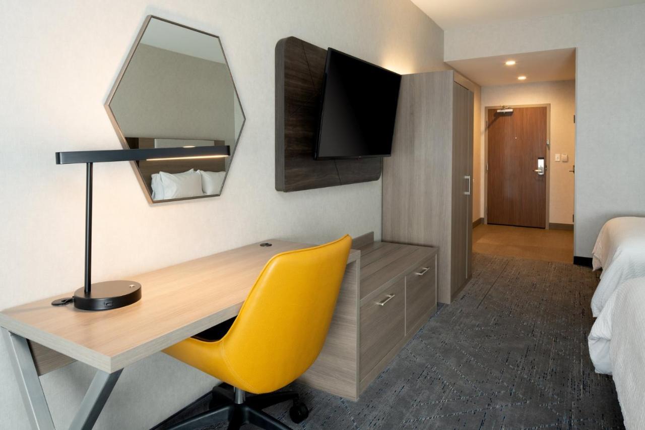 Holiday Inn Express & Suites - Hollister By Ihg מראה חיצוני תמונה