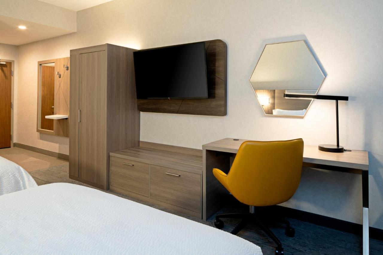 Holiday Inn Express & Suites - Hollister By Ihg מראה חיצוני תמונה