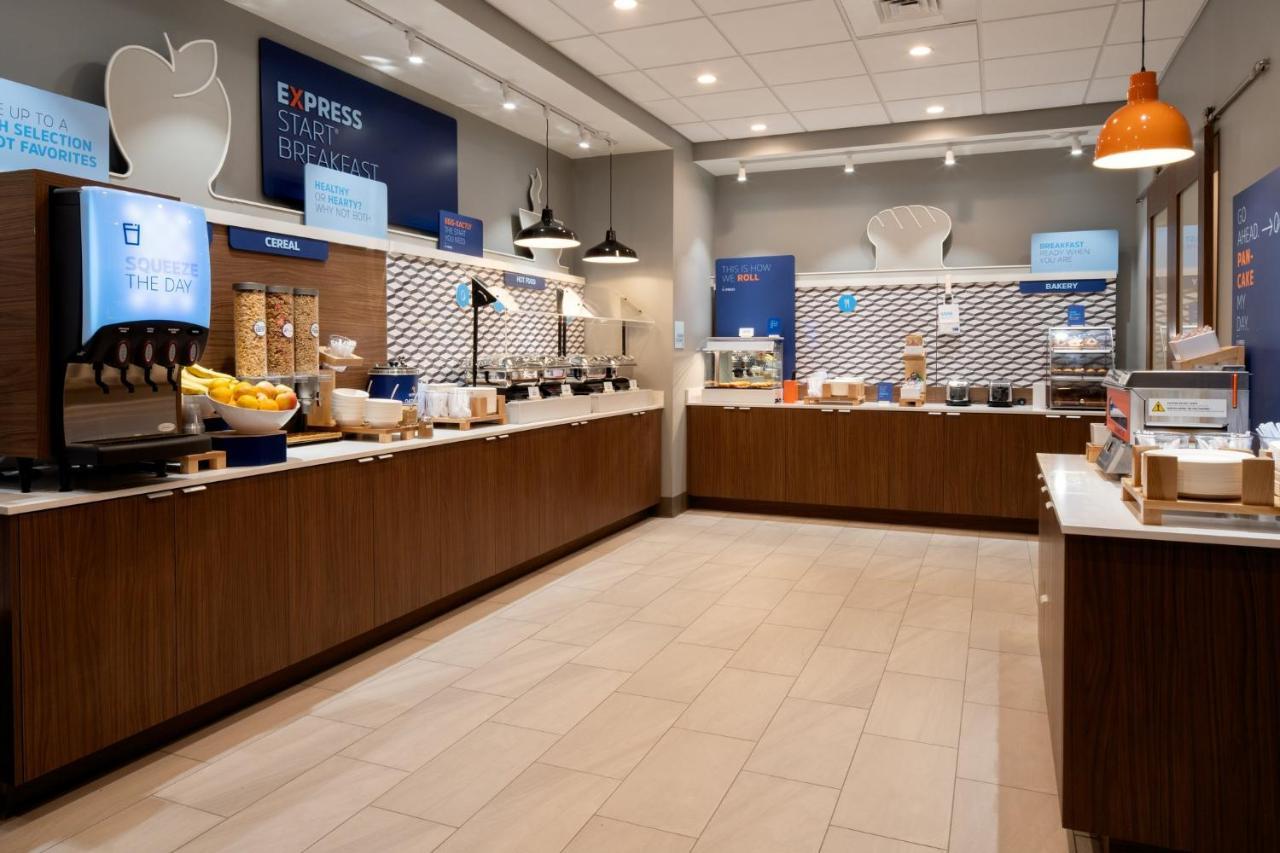 Holiday Inn Express & Suites - Hollister By Ihg מראה חיצוני תמונה