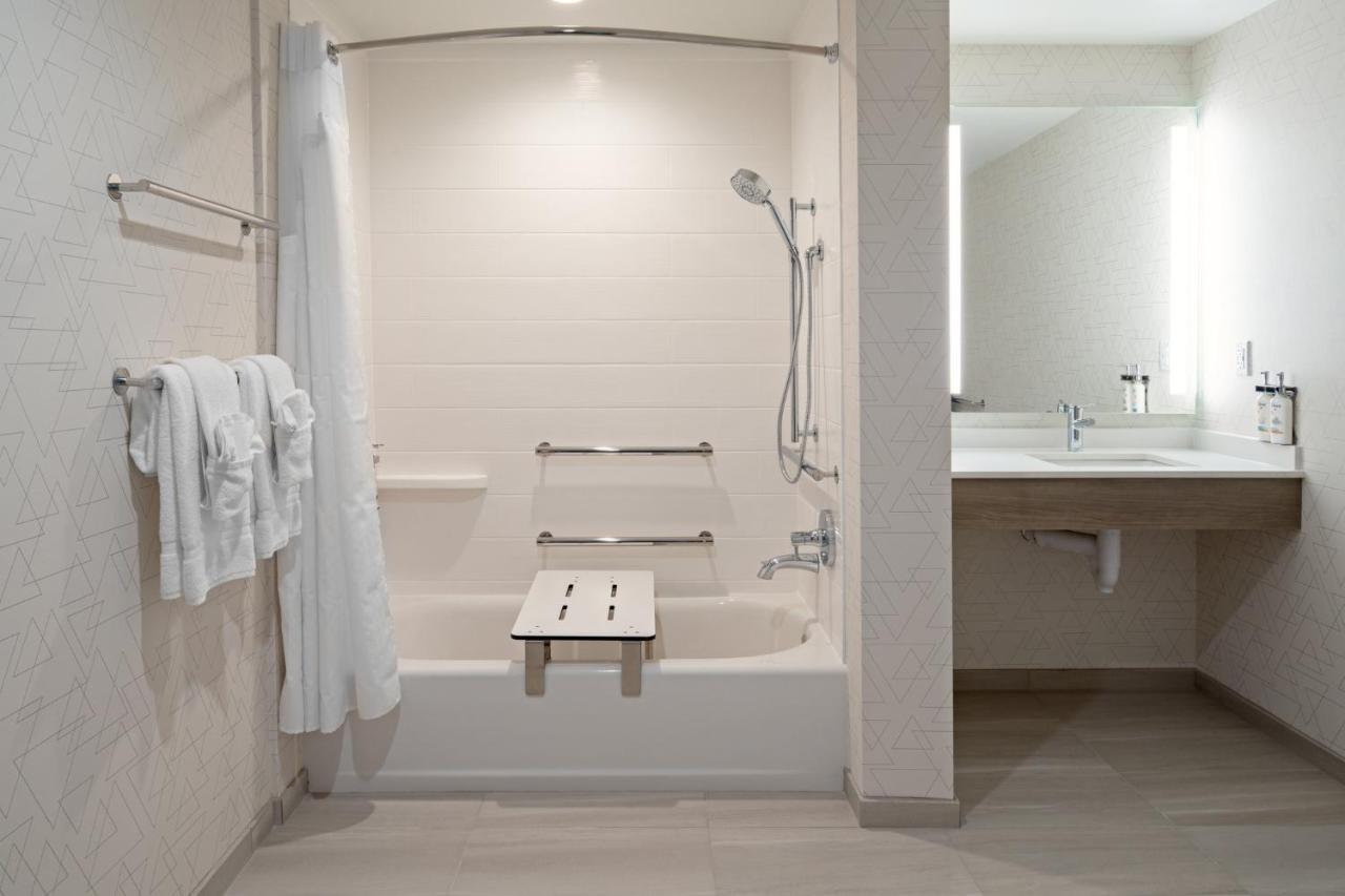 Holiday Inn Express & Suites - Hollister By Ihg מראה חיצוני תמונה