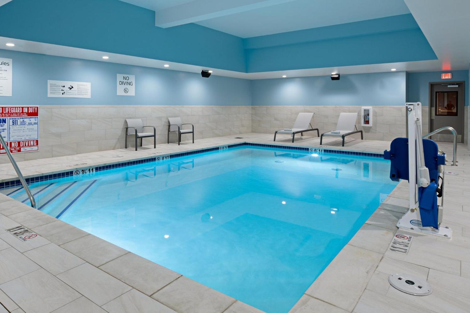 Holiday Inn Express & Suites - Hollister By Ihg מראה חיצוני תמונה
