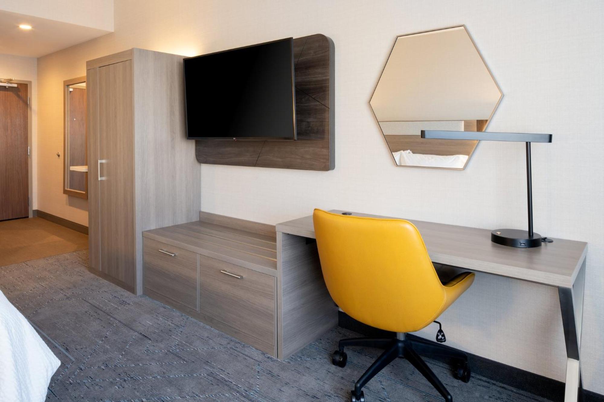 Holiday Inn Express & Suites - Hollister By Ihg מראה חיצוני תמונה